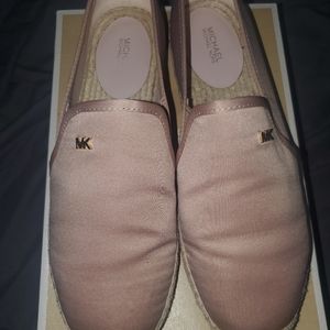 Michael kors size 10 espadrills. Blush pink color